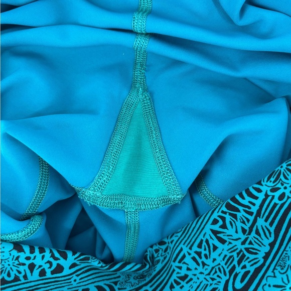 Lululemon In Movement Crop *Everlux 19" Kitakami Spirit Green Black - Picture 5 of 10